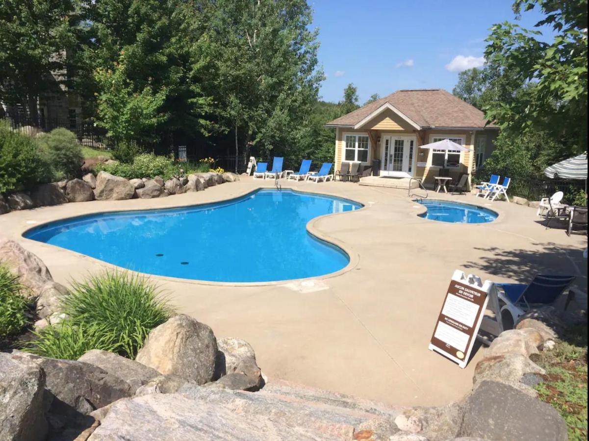 Mont-Blanc Ski Inout Condo W Pool Beach Access Saint-Faustin Esterno foto
